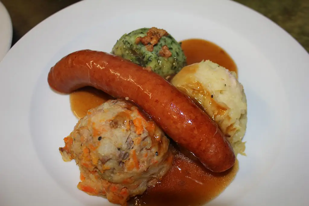 The Pantry signature dishes Smoked Sausage
Bitterballen
Poffertjes